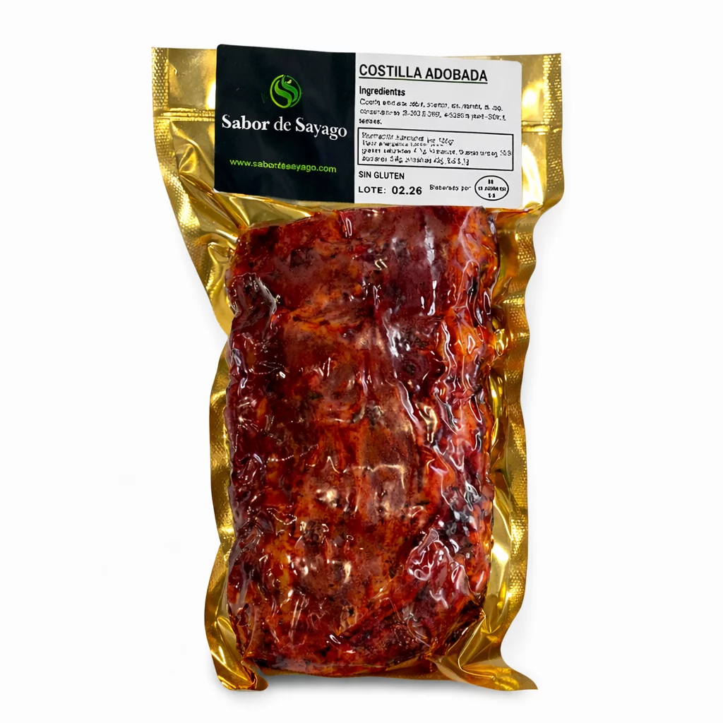 Costilla adobada artesana con pimentón de la Vera.
