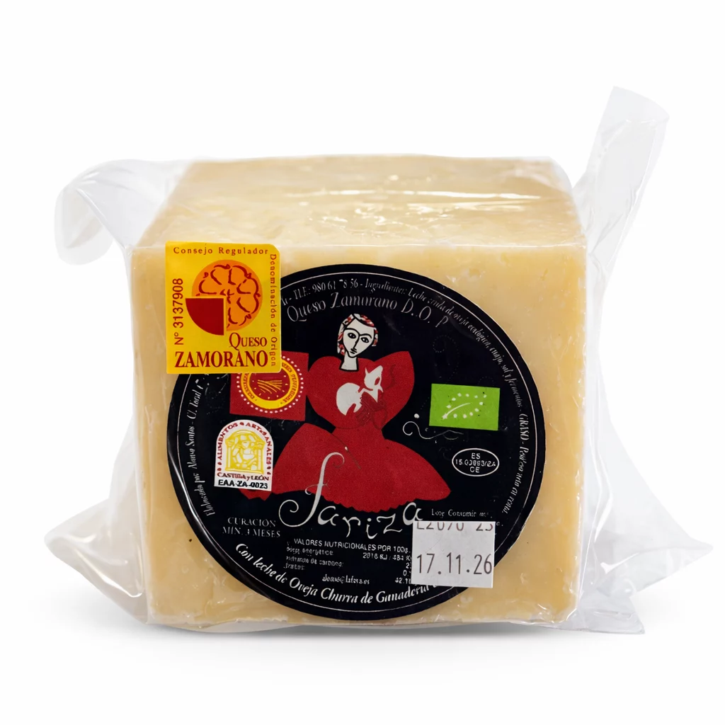 Cuña de queso de oveja ecológico Fariza certificado natural.